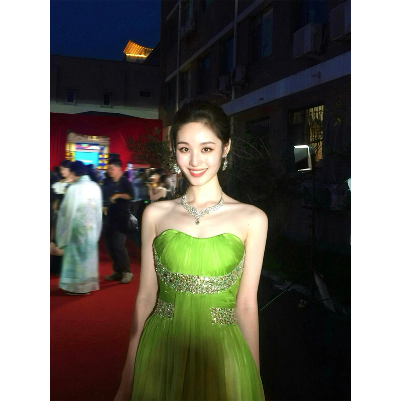 Green Strapless Dress for Women, Light Luxury, High-End Feel, Banquet Evening Gown, Socialite Daughter, Heavy Beading, Birthday Dress