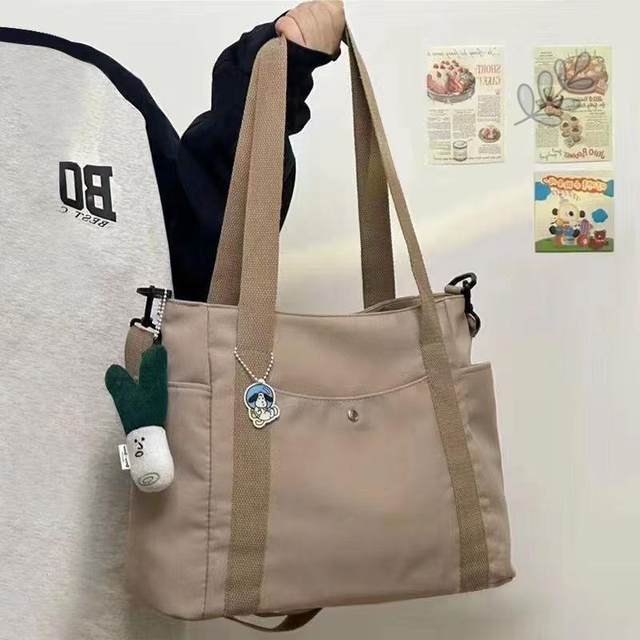 German Quality Fitness Bag, Women's Single-Shoulder Canvas Bag, Autumn and Winter Fashionable Outing Tote Shopping Bag, Large Capacity Mommy Bag