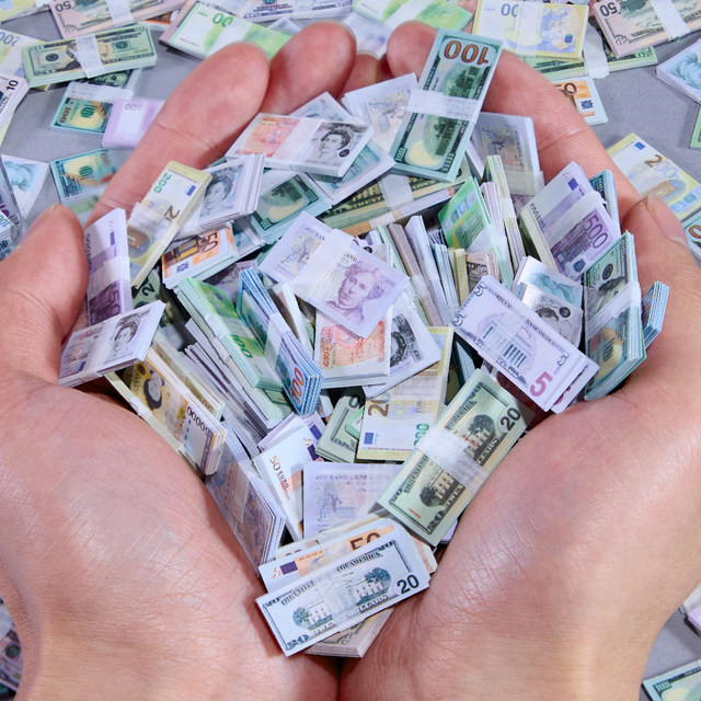 Miniature Fake Money, Paper Money, Realistic Suitcase Model, Dollhouse Decoration, Food Toys, Children's Pretend Play Toys