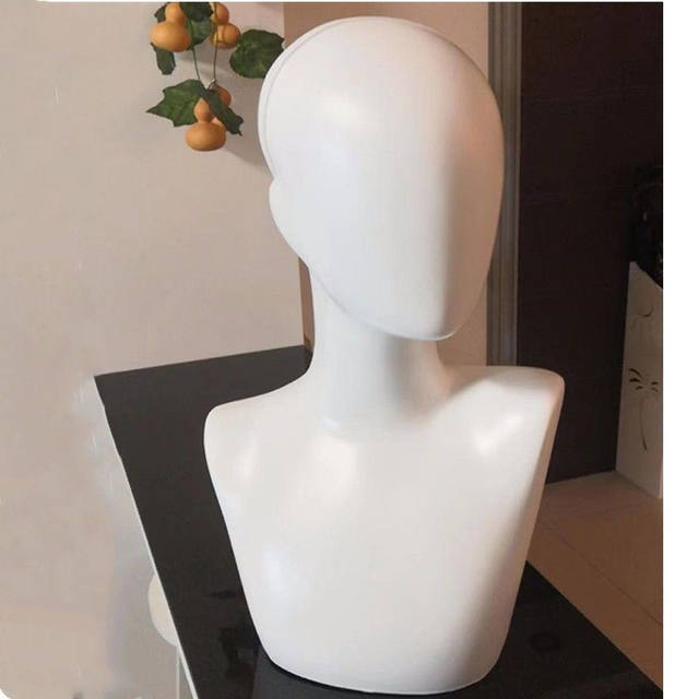 White Animal Head Mannequin with Shoulders, Cosplay Hair Accessories Display Head Model Props, Direct Sales from Manufacturer, Cute