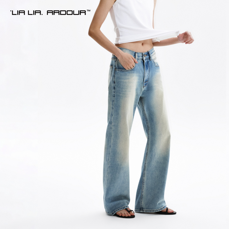 Lialia Light Blue Distressed Mid-Low Waist Silhouette Casual Jeans for Women Spring and Summer Retro Washed Straight Pants Long Pants Lialia Light Blue Distressed Mid-Low Waist Silhouette Casual Jeans for Women Spring and Summer Retro Washed Straight Pants Long Pants