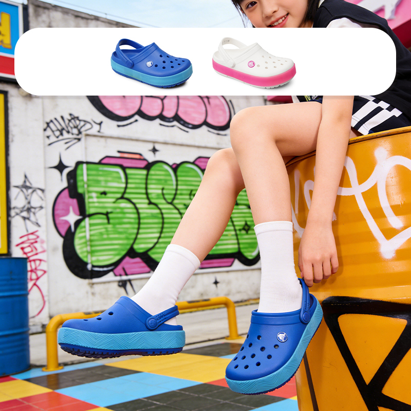 [Special Offer] Crocs Crocsy Cool Flashing Light Small Clog Children's Hole Shoes Beach Shoes 210465