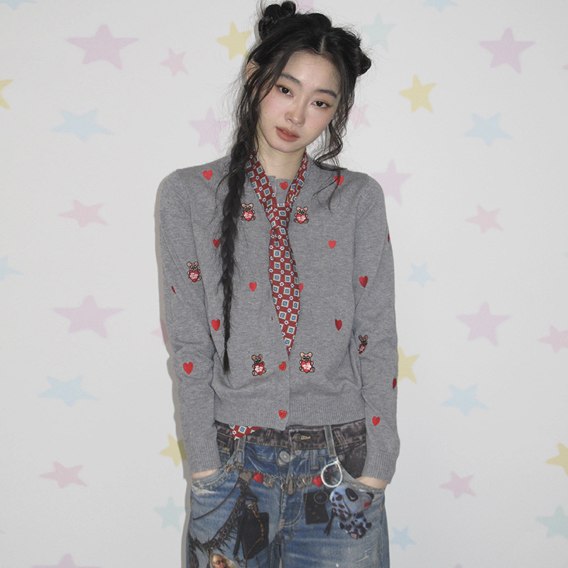 Iscreamcolour Mof Gray Heart Bear Embroidered Sweater Cardigan Knitted Top Spring and Summer Cardigan