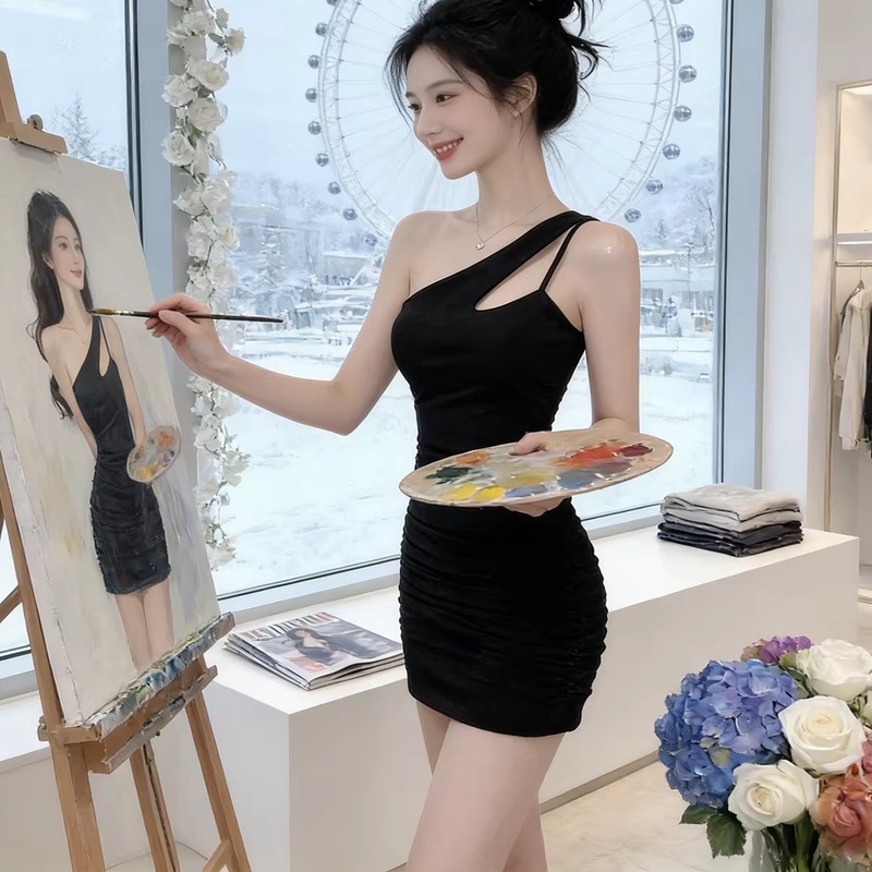 Spring and Summer Bodycon Slim-Fit Sexy Unique Beautiful Party Dress Black with Chest Pads One-Shoulder Strap Dress