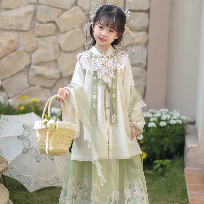 Hanfu for Girls, Spring Style Ming-Style Set, Children's Ancient Costume with Cloud Shoulder Embroidery, Ruqun, Ming Dynasty Noble Girl Chinese Style Ancient Dress