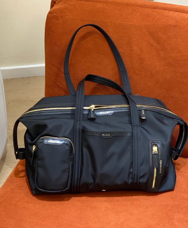 2025 New Anya Large-Capacity Portable Short-Distance Waterproof Travel Bag, Fashionable Fitness Sports Bag, Single-Shoulder Luggage Bag