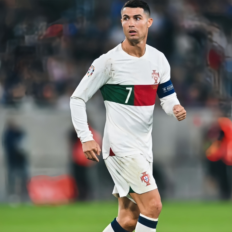 Thai Version of Cristiano Ronaldo 2022/23 National Team Away White Jersey Number 7 Ronaldo Fashionable Couple Set Uniform