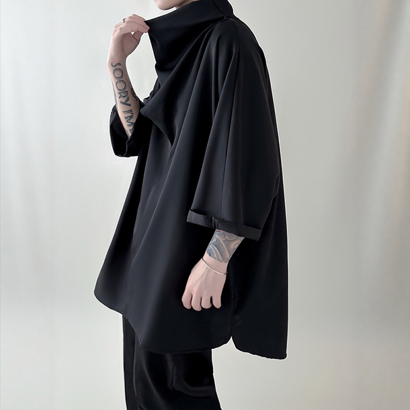 Trendy Brand Irregular Hepburn Style Dark Turtleneck Short-Sleeve T-Shirt for Men and Women, Cool and Unique Seven-Quarter Sleeve Tee