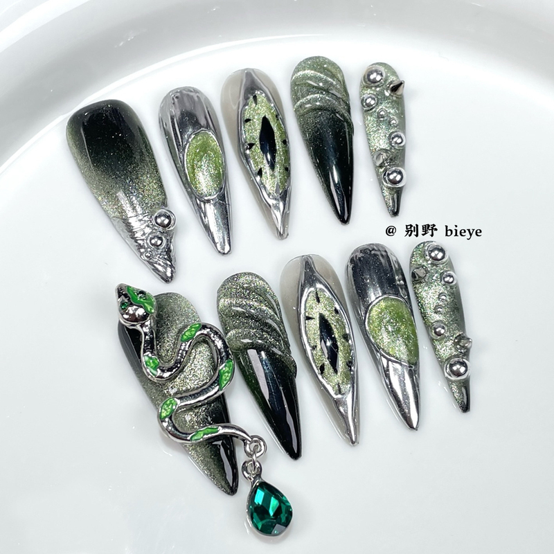 Slytherin｜European and American Long Pointed Dark Snake Court Manicure Punk Metal Style Devil's Eye Handmade Wearable Nails