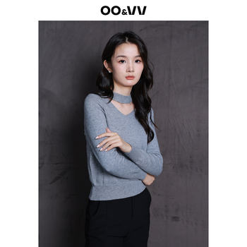 Oo&vv2025 new autumn and winter fashionable halterneck slimming v-neck woolen design knitted sweater for women, slim and warm