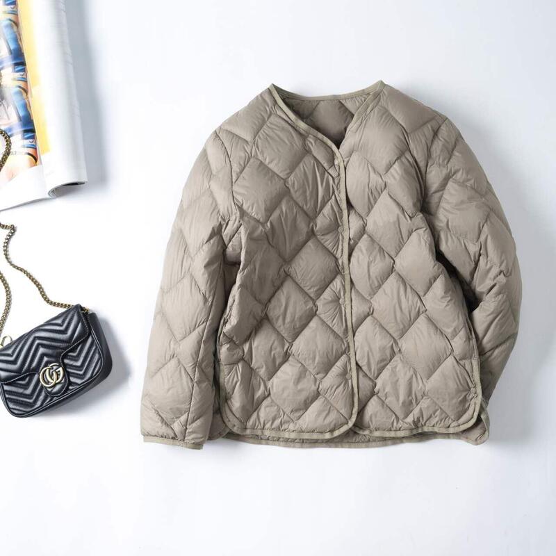 Duck down Lightweight Autumn and Winter Women's New Casual Jacket Short Large Size Loose Inner down Jacket Warm Coat Duck down Lightweight Autumn and Winter Women's New Casual Jacket Short Large Size Loose Inner down Jacket Warm Coat