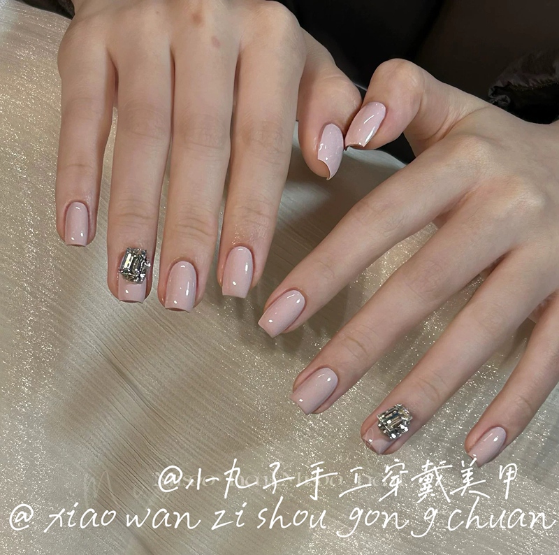 High-End Nude Color Finished Fake Nails, Pink Short Style Wearable Nails, 2026 New Handmade Finished Nail Patches
