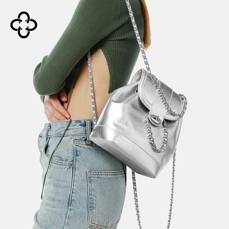 Cassile Women's High-End Waxed Leather Commuter Chain Backpack Korean Style Silver School Bag ins