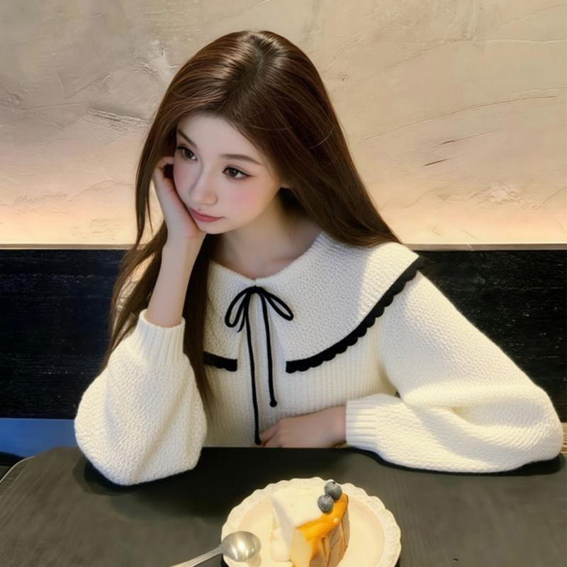 French-Style Sweet White Doll Collar Lace-Up Knitted Sweater That Can Be Worn Outside or as an Inner Layer, a Lazy and High-End Top for Women in Autumn and Winter