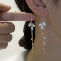 999 Pure Silver Temperament Leaves Flow Su Earrings Small Crowddesign Sensual Proof Loss Ear Line Lady Light Lavish Wear