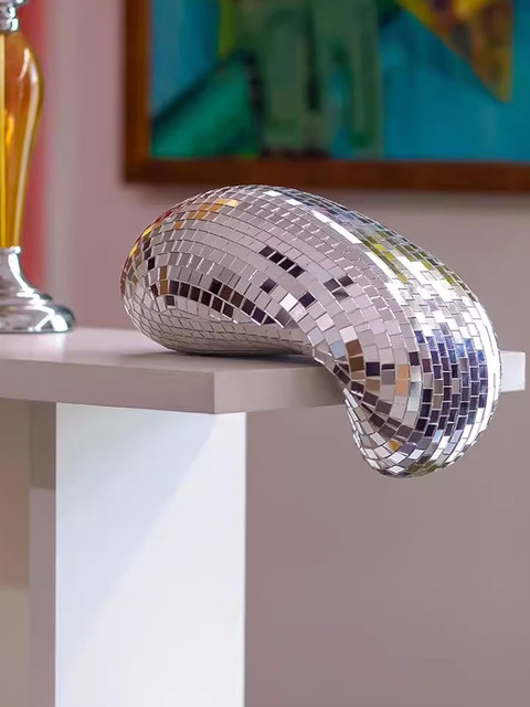 Christmas New Product: Melting Disco Ball Decoration, Uniquely Designed Retro Home Decor