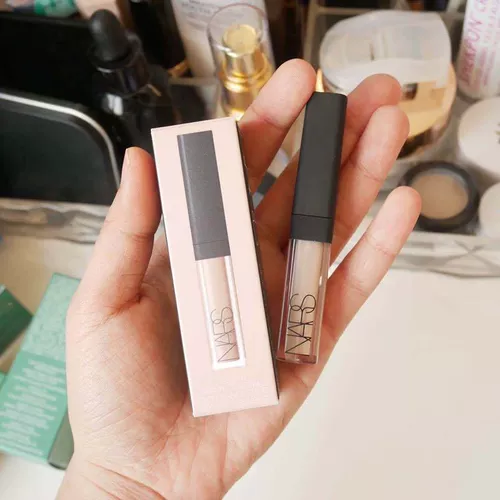 Жидкий маскировщик 4 цвета conceale Stick Увлажняющий лицо