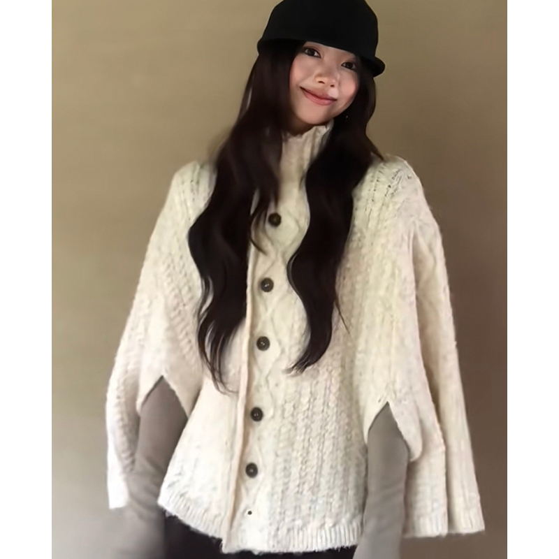 Loamar Studio French-Style High-End Lazy Style Chunky Knit Cable High-Neck Rolled-Edge Cape Sweater Coat for Women