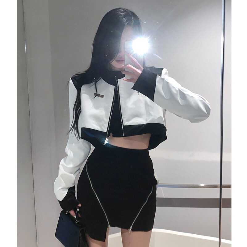 Motorcycle Jacket Cool and Stylish Color-Blocked Leather Jacket for Women Spring Short Motorcycle Jacket Trendy Zipper Motorcycle Jacket Cool and Stylish Color-Blocked Leather Jacket for Women Spring Short Motorcycle Jacket Trendy Zipper