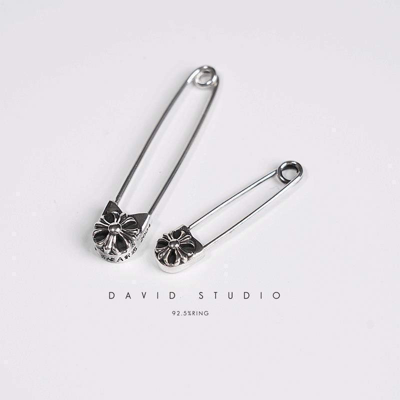 Stylish and high-end earrings, unique cross brooches, unisex couple earrings, punk style.