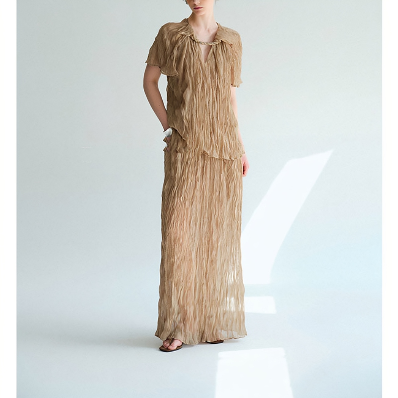 2026 "Pleated Artist" Heavy-Duty Handmade Pleated Semi-Sheer Woven V-Neck Short-Sleeve T-Shirt and Skirt Set