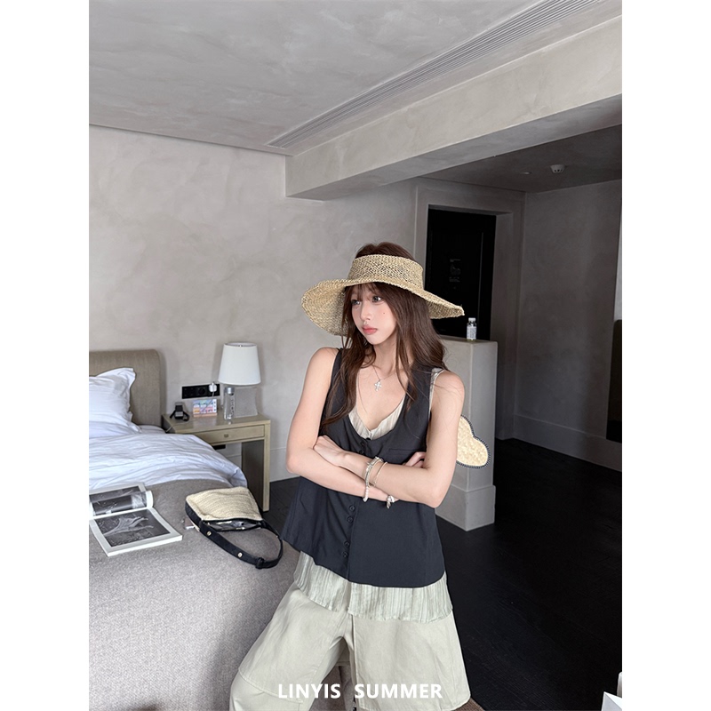Linyis Korean-Style Elegant Two-Piece Set: Sleeveless Blazer + Textured Shirt Vest for Women, New Summer 2026 Collection
