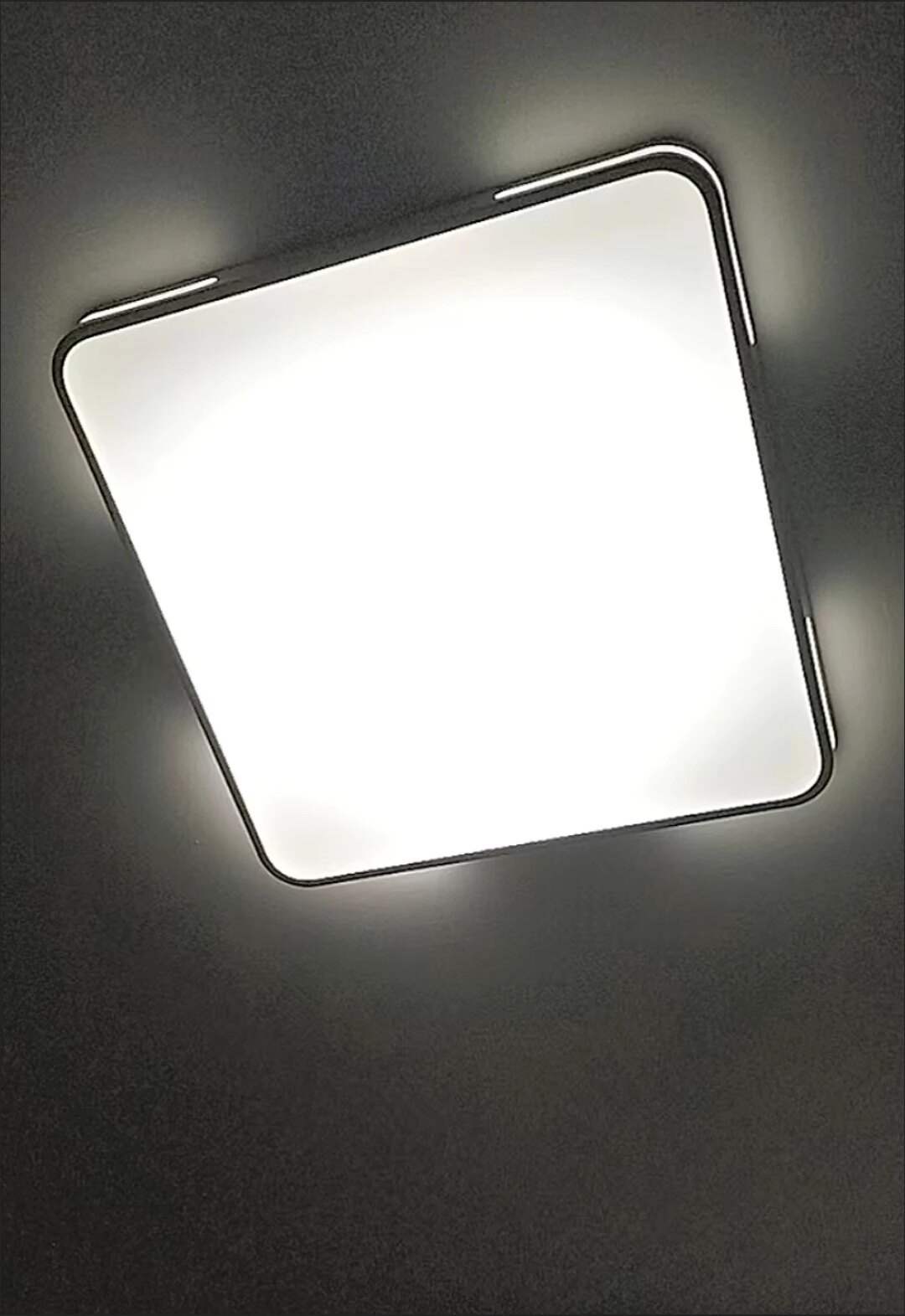 亚克力家用灯具店