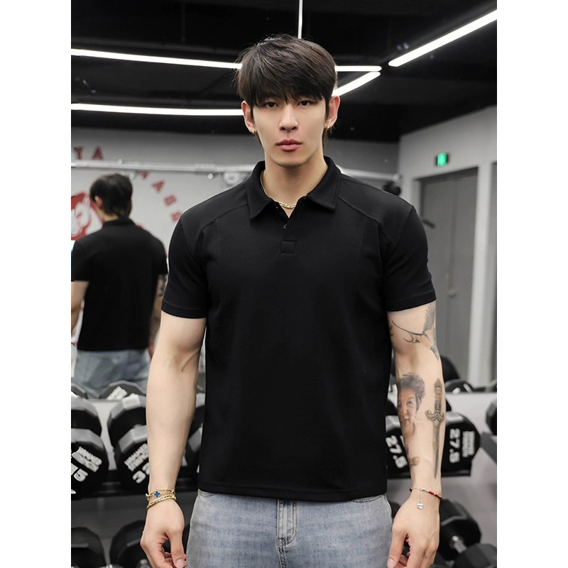 Black Deconstructed Wide-Shoulder Men's Polo Shirt with a Loose Henry Collar, Short-Sleeved Stand-Up Collar Men's White T-Shirt Top Black Deconstructed Wide-Shoulder Men's Polo Shirt with a Loose Henry Collar, Short-Sleeved Stand-Up Collar Men's White T-Shirt Top