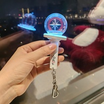 stray kidds second-generation fluorescent stick key buckle generation Mini should be around the same section of the pendant light pendant