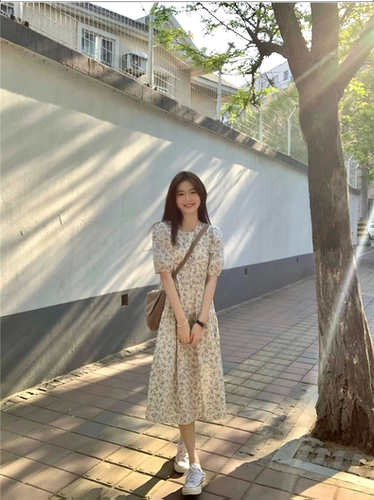 Весеннее летнее платье, длинная юбка, коллекция 2023, в цветочек, французский стиль