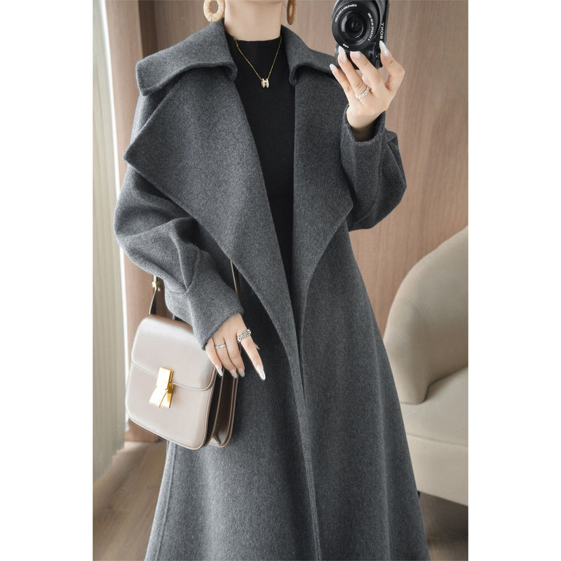 26 New Autumn and Winter Style Large Lapel Double-Sided Cashmere Coat for Women, Mid-Length 100% Wool Coat, Thickened Woolen Coat for Women 26 New Autumn and Winter Style Large Lapel Double-Sided Cashmere Coat for Women, Mid-Length 100% Wool Coat, Thickened Woolen Coat for Women
