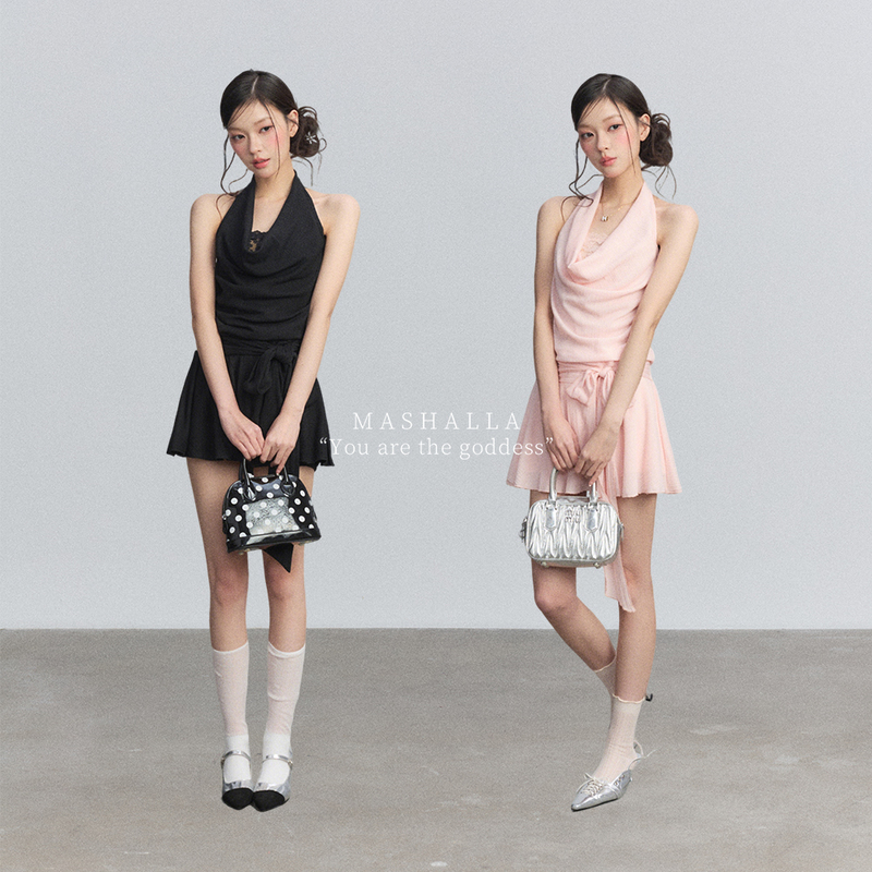 Mashalla Korean Style Waist-Cinching Lace Patchwork Dress with Halter Neck and Slim Fit Mashalla Korean Style Waist-Cinching Lace Patchwork Dress with Halter Neck and Slim Fit