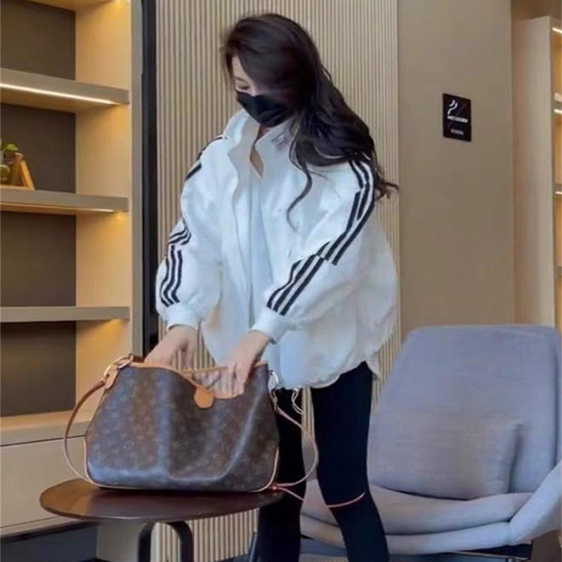 High-End Short Baseball Jacket for Women, Spring and Autumn 2026 New Popular Style, Petite Sports Casual Jacket