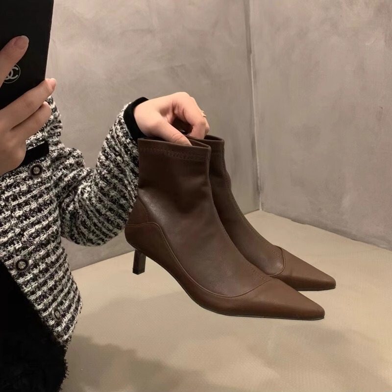 French-Style Pointed Toe Short Boots for Women 2024 Autumn and Winter New Low-Heeled Fashionable Soft Leather Versatile Fleece-Lined Slimming Boots and Ankle Boots