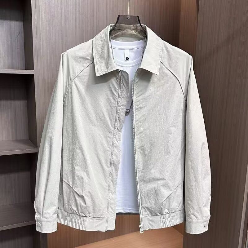Men's Military Green Casual Trench Coat, Spring and Autumn Thin Style, Loose Fit, Versatile Fashion Jacket, Trendy Men's Clothing