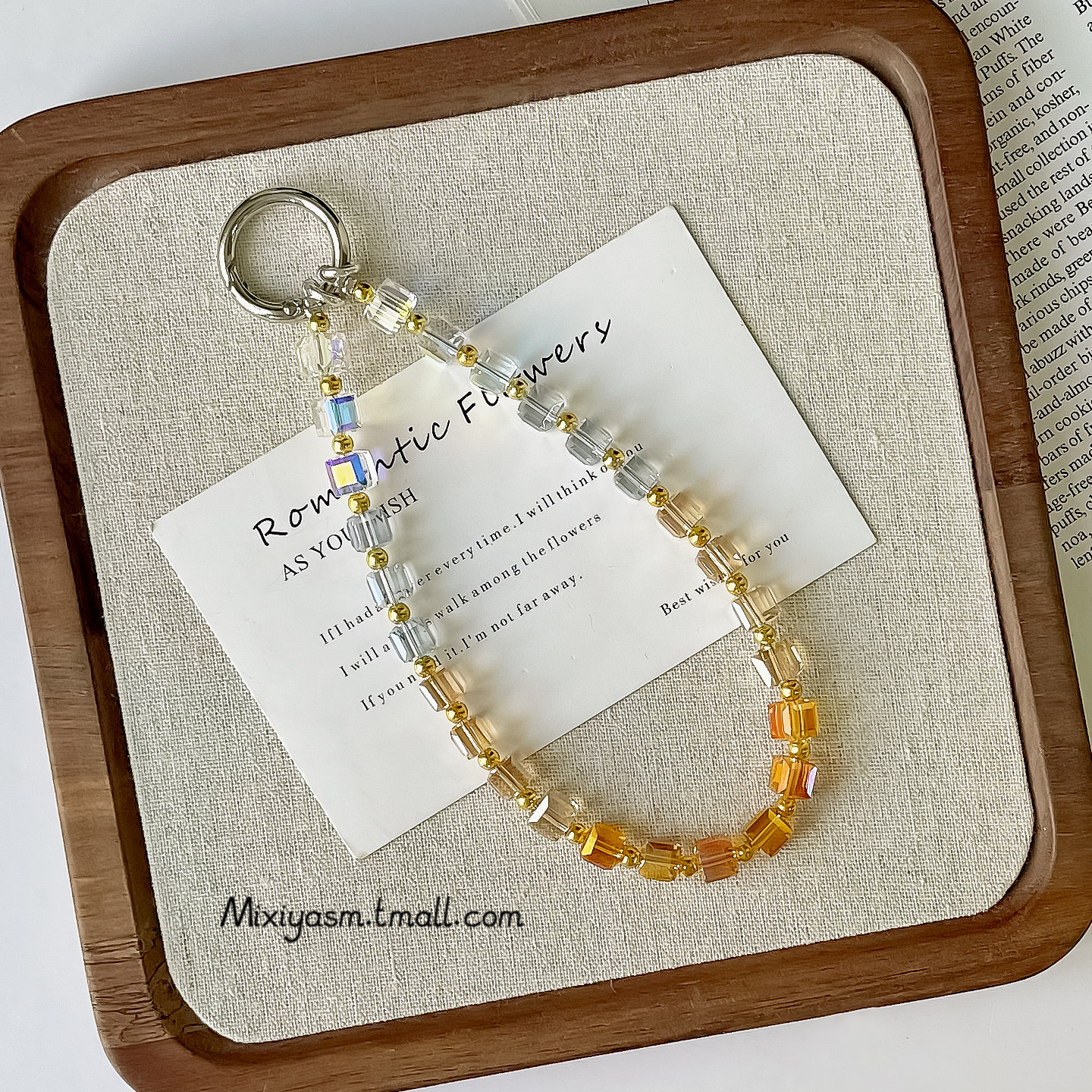 Misia short square beaded phone lanyard, Instagram style, crystal rainbow gradient color, dopamine-enhancing, exquisite high-end phone chain, wristband, keychain, CCD camera phone case lanyard, women's gift.