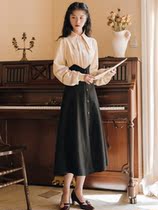 Fa-style retro autumn name Yuanyuan Temperament Suit Woman Lantern Sleeve Shirt matching black half body dress Two sets of foreign air