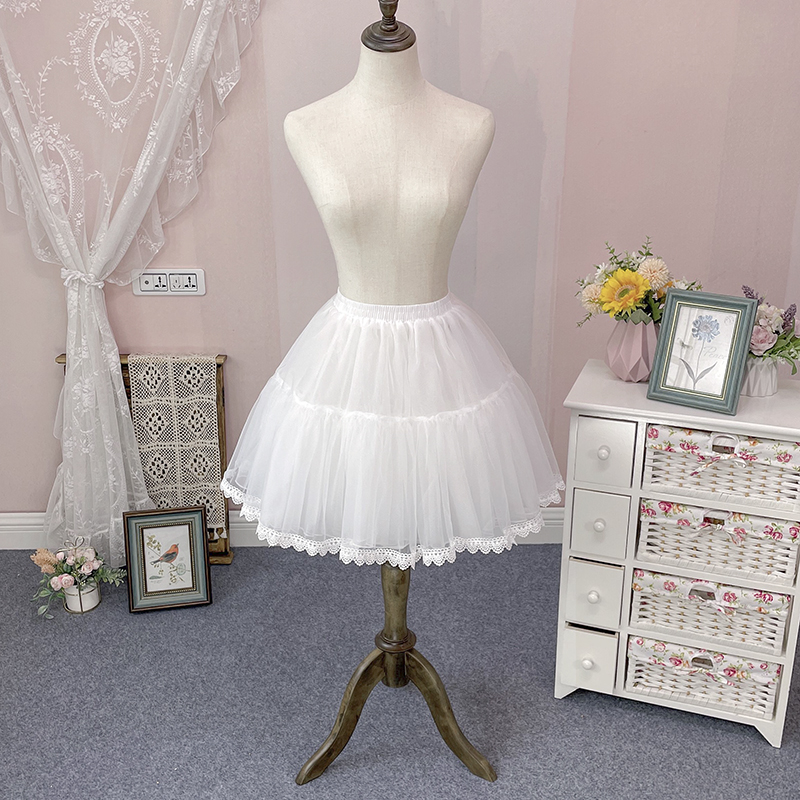 The skirt supports lolita Lolita, a bone-free veil of the four - storey Gabon dream garden 45cm daily cloud support
