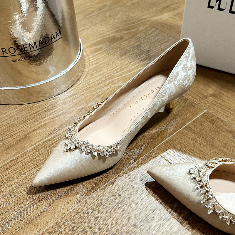 National Style New Chinese Style Pointed-Toe Champagne-Colored High-Heeled Shoes for Women, Thin-Heeled Single Shoes, Low-Heeled New Style Shallow-Mouth Wedding Shoes, Bridal Shoes
