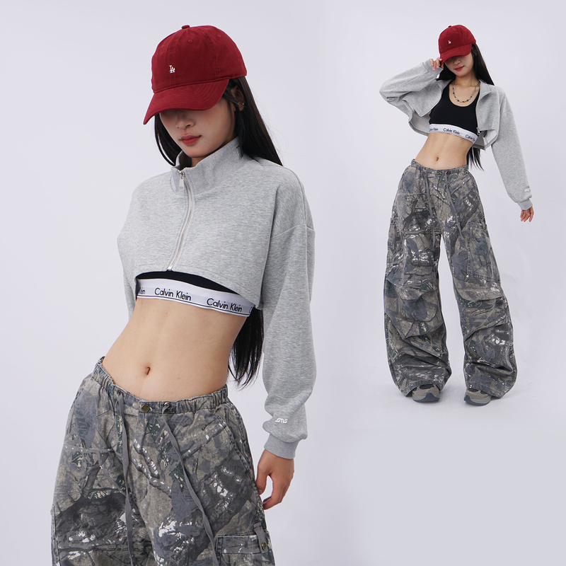 Hiphop Sexy Ultra-Short Gray Sweatshirt with Exposed Chest for Women, Loose Jazz Blouse for Dancing, Kpop Long-Sleeve Top, Trendy