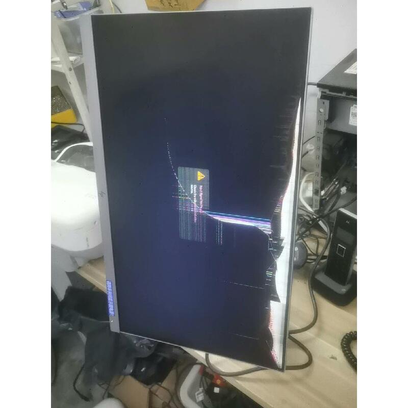 Negotiable Price for Hp E243 Monitor with Narrow Bezel, Adjustable Height, and Swivel Function