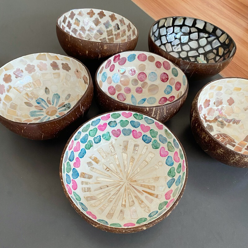 Coconut Shell Bowl for Key Storage at the Entrance, Natural Coconut Shell Bowl for Home Decoration, Nordic Style Salad Bowl