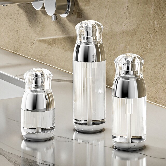 Japan Imported Mujie Spray Bottle Ultra-Fine Mist Spray Bottle Small Makeup Hydration Spray Bottle Portable Travel Refill Bottle