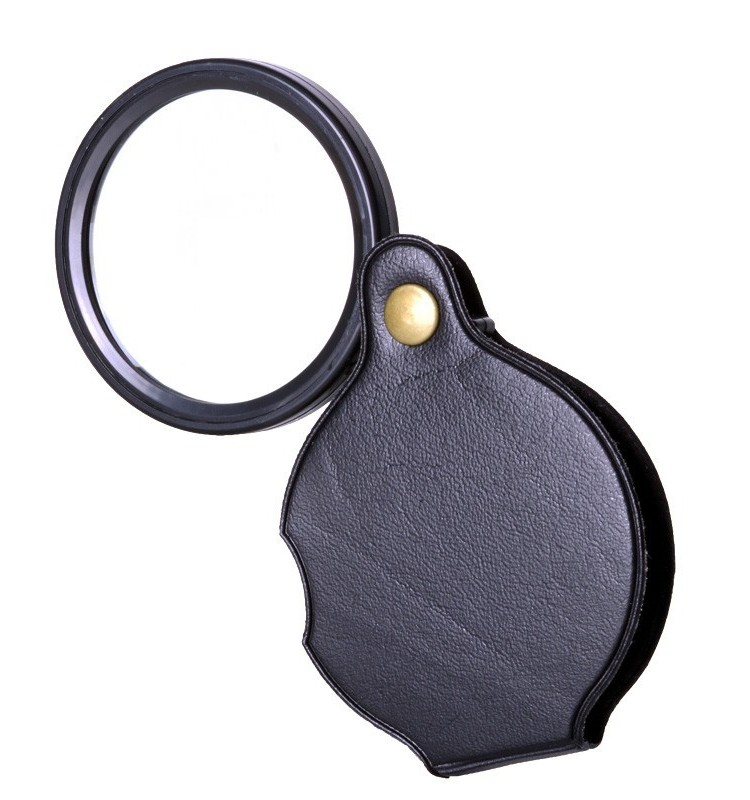 German Portable Magnifying Glass, High-Definition Folding Leather Case, Reading Magnifier for the Elderly and Children, Portable High-Power Keychain Card-Type Magnifying Glass for Seniors