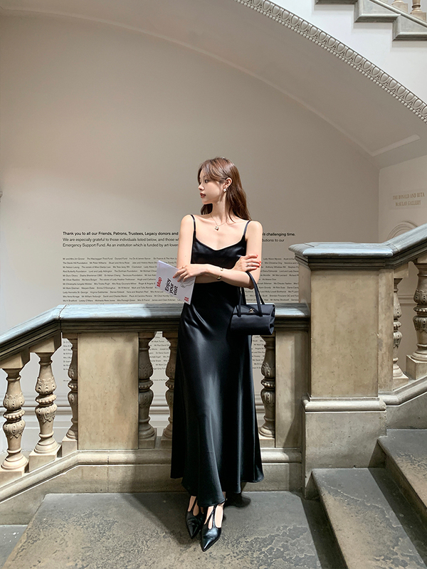 With Naki Kensington Palace Acetate Black Date Dress New Fall Collection Flowy Dress