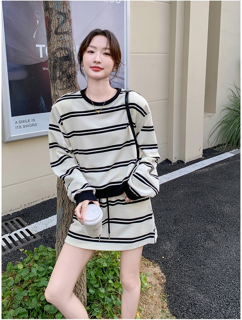 Main promotion: Black and White Stripe Set 191-99117-P145K208_voghion.com