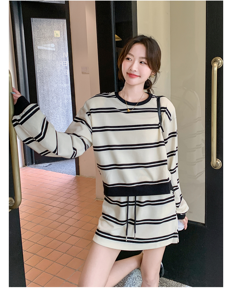 Main promotion: Black and White Stripe Set 191-99117-P145K208_voghion.com