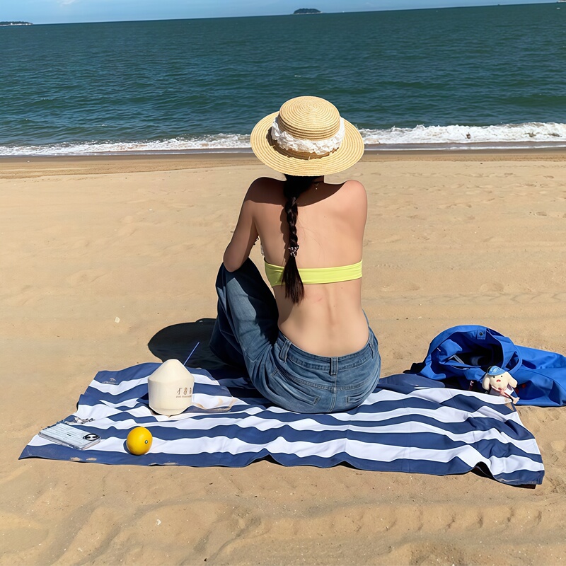 Beach Towel, Beach Blanket, Beach Mat, Extra Large, Highly Absorbent, Quick-Drying, Sun Protection, Bath Towel, Travel, Beachside Photo Props