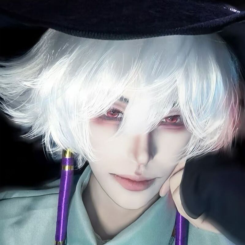 Light and Night Wizard Cosplay Wig for Men, Pure White Short Hair, Realistic Scalp Top, Stylish Full Wig