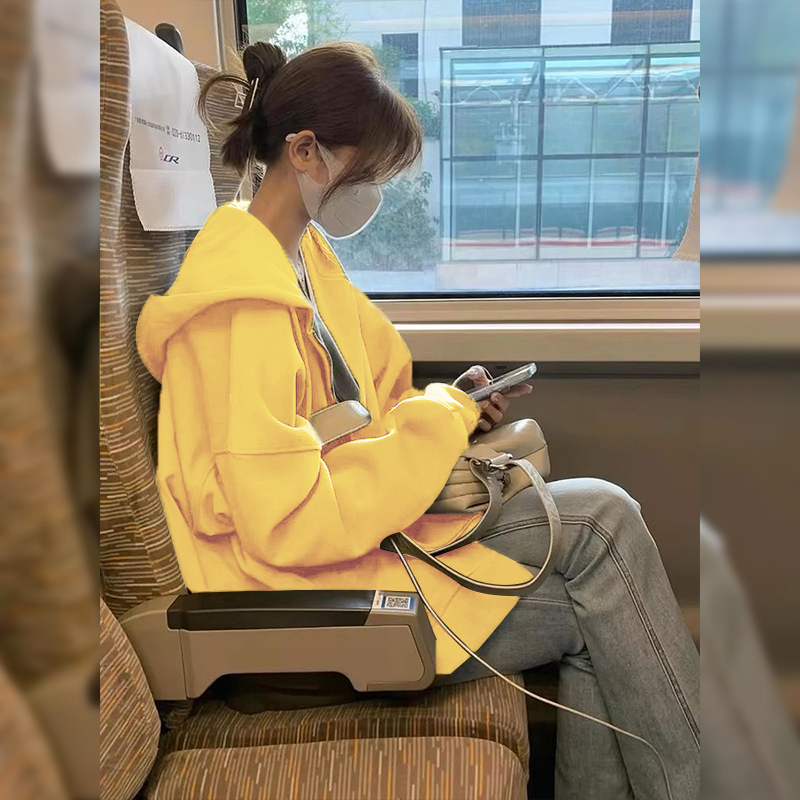 Cream-Colored Women's Winter Hooded Sweatshirt 2026 New Autumn Casual Top Early Autumn Korean Style Outfit Cream-Colored Women's Winter Hooded Sweatshirt 2026 New Autumn Casual Top Early Autumn Korean Style Outfit